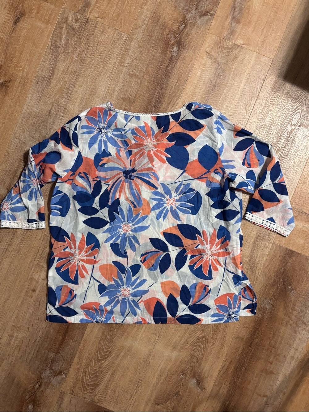 Coastal Grandma 100% cotton floral blouse top lace trim detail Large - Picture 5 of 14